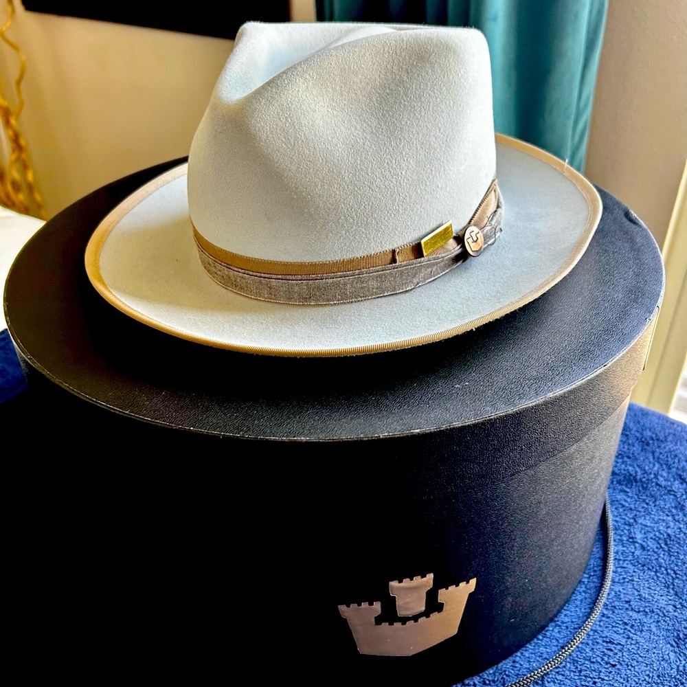 Goorin Bros. The Crown River Gray.  It’s in great condition.  A stunner!